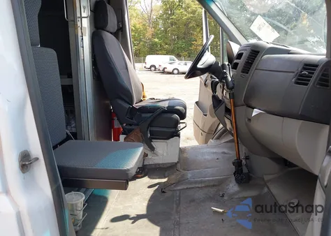 2012 Mercedes-Benz Sprinter 2500 High Roof z USA, uszkodzony, nr VIN WD3PE8CB9C5696273